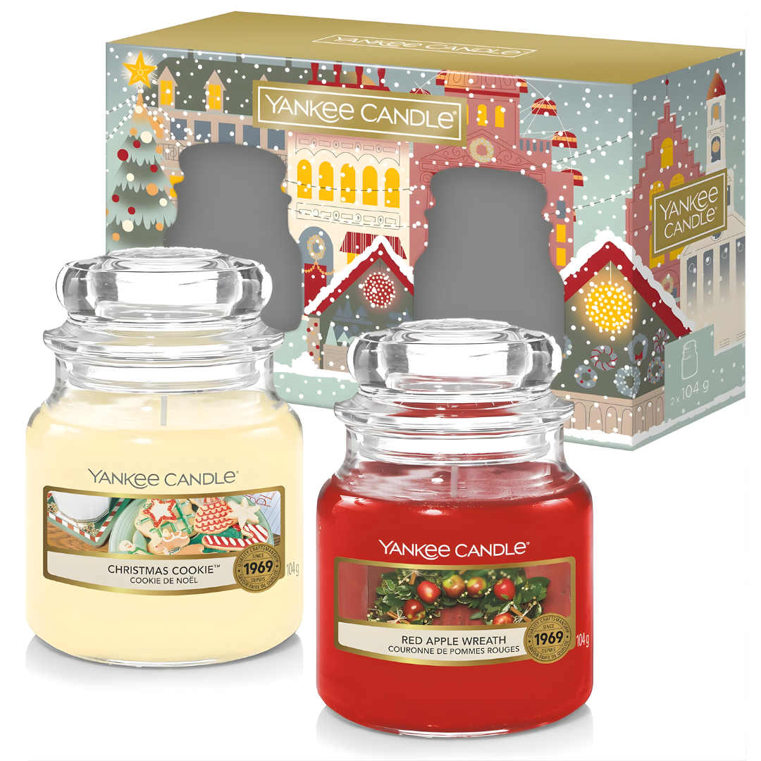 Set of 2 Scented Christmas Candle "Christmas Cookie" & "Red Apple Wreath" Gift Set -411g x 2