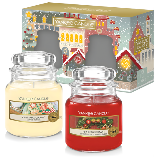Set of 2 Scented Christmas Candle "Christmas Cookie" & "Red Apple Wreath" Gift Set -411g x 2