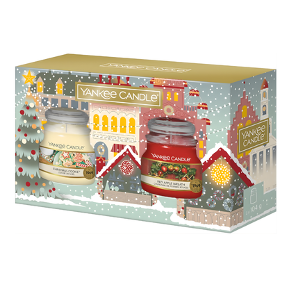 Set of 2 Scented Christmas Candle "Christmas Cookie" & "Red Apple Wreath" Gift Set -411g x 2